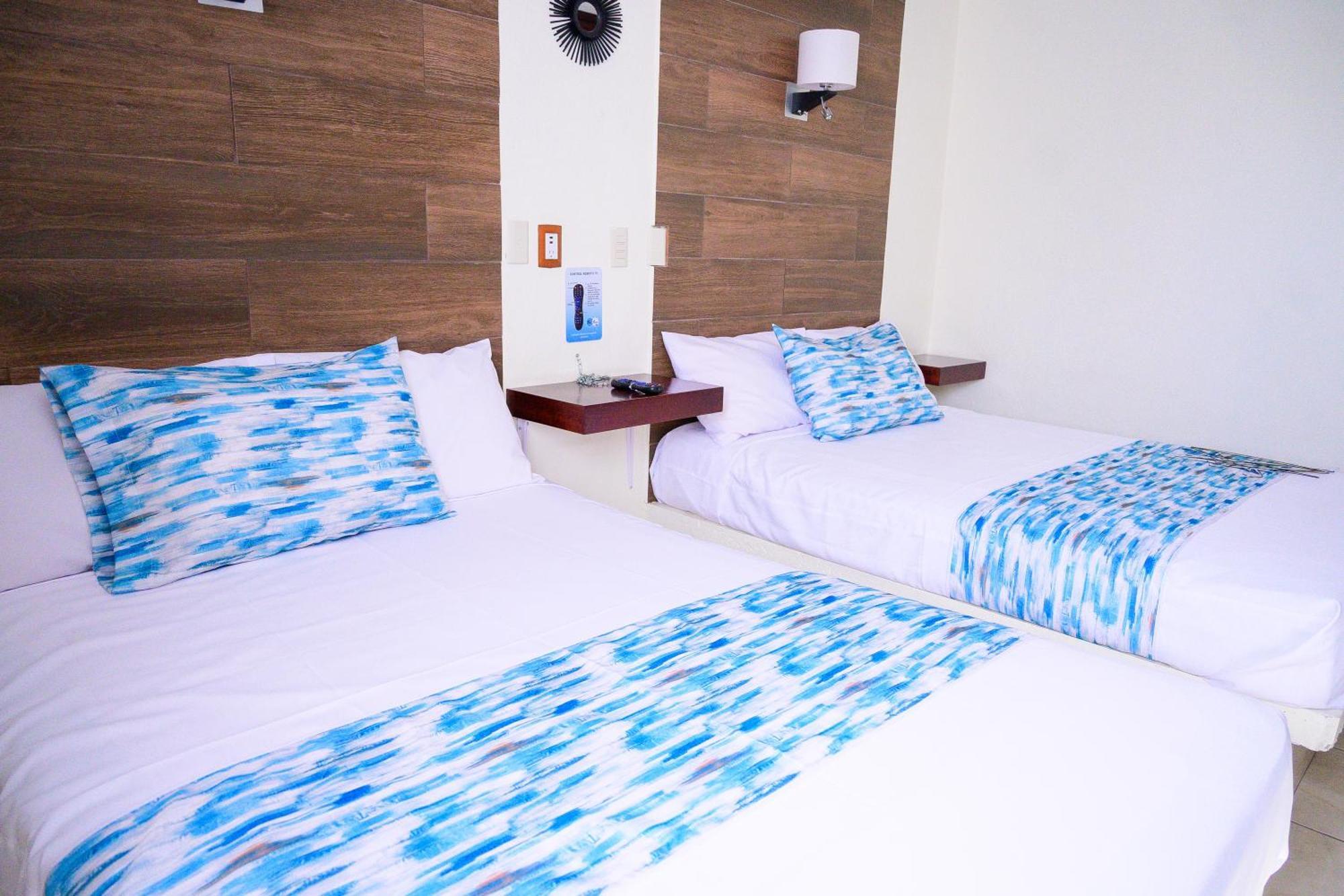 Hotel Acuario En Ocotlan Екстериор снимка
